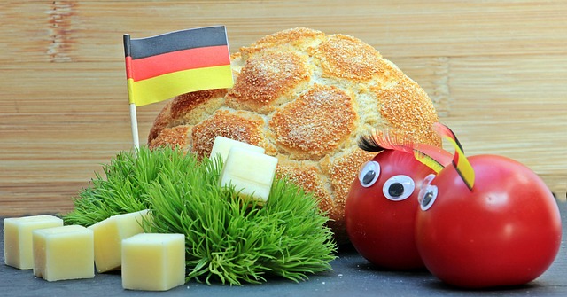 快船老将巴图姆的防守经验令人瞩目.