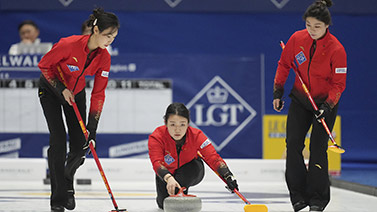 面临相似的 面临相似的